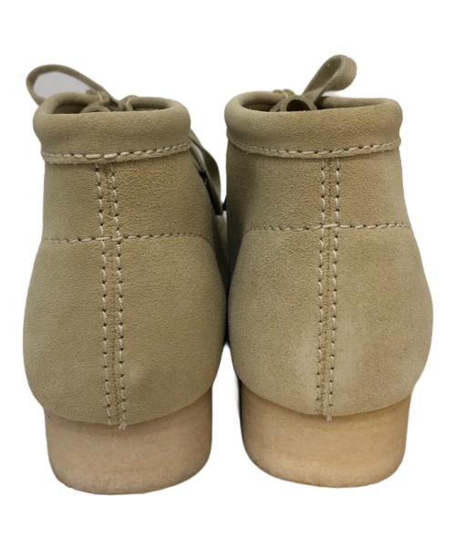 CLARKS（クラークス）CLARKS (クラークス) ワラビーチャッカブーツ ベージュ サイズ:SIZE UK9の古着・服飾アイテム