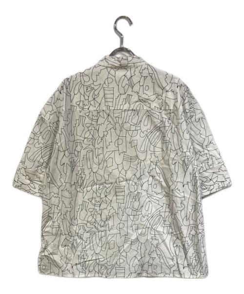 HERALBONY（ヘラルボニー）HERALBONY (ヘラルボニー) ノーカラーシャツ「夏の魔物」 ホワイト サイズ:SIZE Freeの古着・服飾アイテム