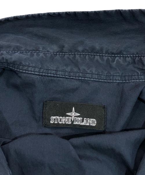 STONE ISLAND（ストーンアイランド）STONE ISLAND (ストーンアイランド) SHADOW PROJECT Nyco Poplin Overshirt ネイビー サイズ:SIZE Mの古着・服飾アイテム