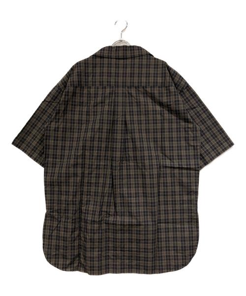 yokosakamoto（ヨウコサカモト）YOKOSAKAMOTO (ヨウコサカモト) オーバーサイズチェックシャツ ベージュ サイズ:SIZE Lの古着・服飾アイテム