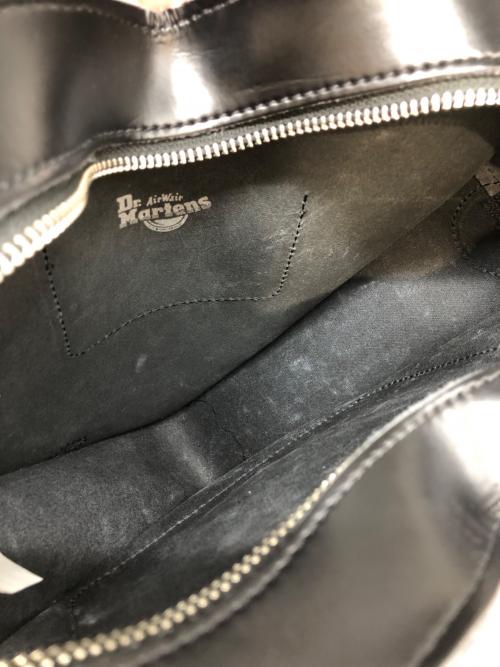 Dr.Martens（ドクターマーチン）Dr.Martens (ドクターマーチン) ハートショルダーバッグ ブラックの古着・服飾アイテム