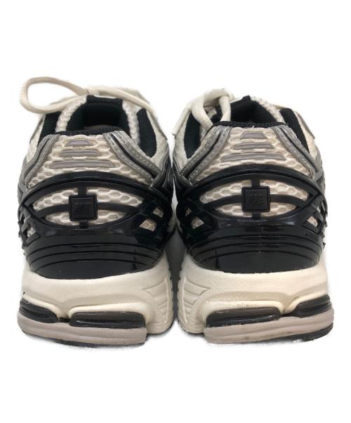 NEW BALANCE M1906RER SILVER/BLACK（ニューバランス）NEW BALANCE M1906RER SILVER/BLACK (ニューバランス) M1906RER グレー サイズ:SIZE 27cmの古着・服飾アイテム