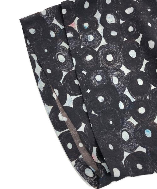 HERALBONY（ヘラルボニー）HERALBONY (ヘラルボニー) リラックスハーフパンツ「（無題）（丸）」 ブラウン サイズ:SIZE Mの古着・服飾アイテム
