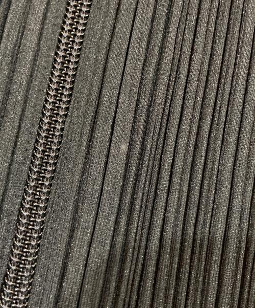 PLEATS PLEASE（プリーツプリーズ）PLEATS PLEASE (プリーツプリーズ) ジップアップノースリーブプリーツブラウス ブラック サイズ:33の古着・服飾アイテム