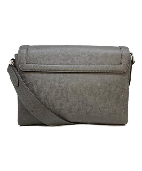 LOUIS VUITTON（ルイ ヴィトン）LOUIS VUITTON (ルイ ヴィトン) タイガニューフラップメッセンジャーバッグ グレーの古着・服飾アイテム
