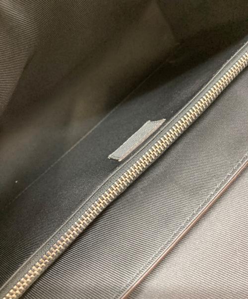 LOUIS VUITTON（ルイ ヴィトン）LOUIS VUITTON (ルイ ヴィトン) タイガニューフラップメッセンジャーバッグ グレーの古着・服飾アイテム
