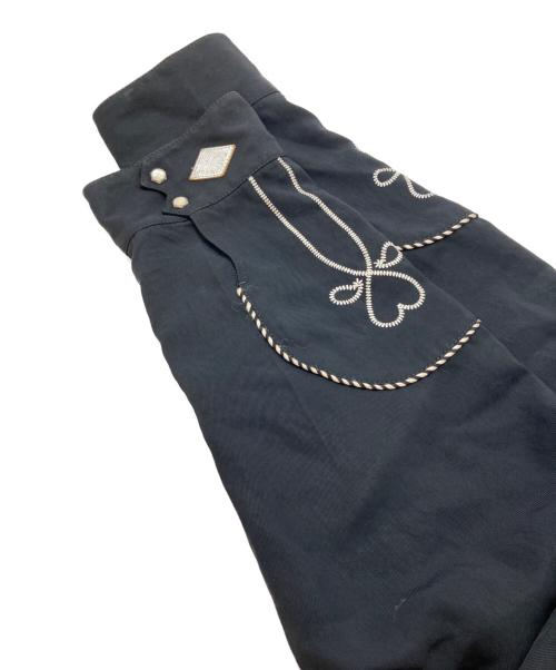el conductorh（コンダクター）el conductorH (コンダクター) HEART EMBROIDERED WESTEREN JKT ブラック サイズ:SIZE 4の古着・服飾アイテム