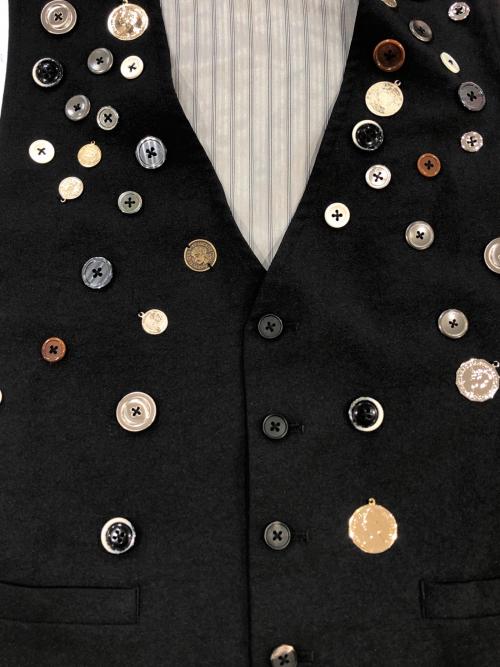 Soe（ソーイ）SOE (ソーイ) Studded Vest ブラック サイズ:SIZE 2の古着・服飾アイテム