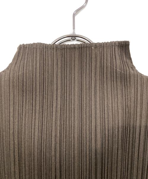 PLEATS PLEASE（プリーツプリーズ）PLEATS PLEASE (プリーツプリーズ) カッティングプリーツブラウス ブラウン サイズ:SIZE 3の古着・服飾アイテム