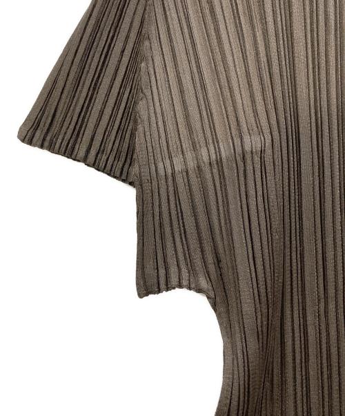 PLEATS PLEASE（プリーツプリーズ）PLEATS PLEASE (プリーツプリーズ) カッティングプリーツブラウス ブラウン サイズ:SIZE 3の古着・服飾アイテム