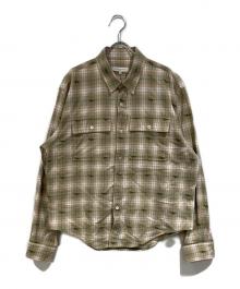 maison kitsune（メゾンキツネ）の古着「DOUBLE POCKET SKATE SHIRT」｜ベージュ