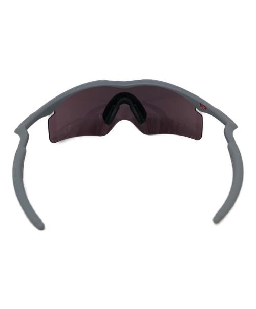 OAKLEY（オークリー）OAKLEY (オークリー) サングラス グレー×パープルの古着・服飾アイテム
