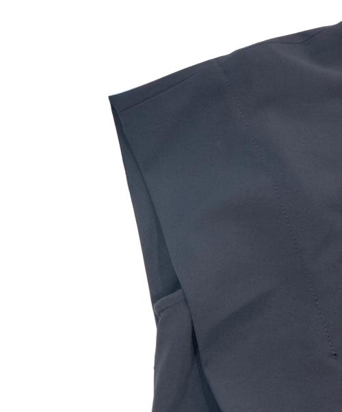 LOHEN（ローヘン）LOHEN (ローヘン) スタンドカラータックスリーブオールインワン ブラック サイズ:SIZE 36の古着・服飾アイテム