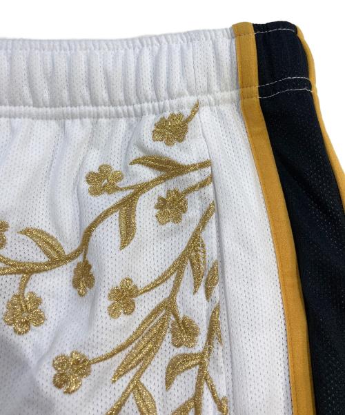 SUPREME（シュプリーム）SUPREME (シュプリーム) Floral Soccer Short ホワイト サイズ:SIZE Sの古着・服飾アイテム
