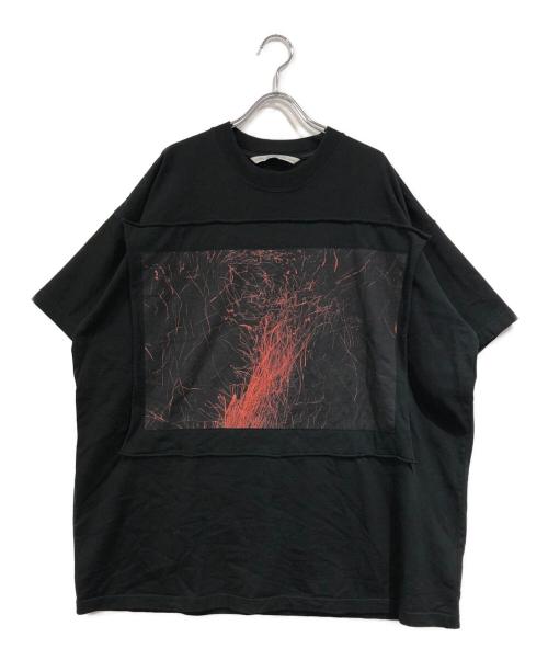 JOHN LAWRENCE SULLIVAN（ジョン ローレンス サリバン）JOHN LAWRENCE SULLIVAN (ジョン ローレンス サリバン) PHOTO PRINTED OVERSIZED T-SHIRT ブラック サイズ:SIZE Sの古着・服飾アイテム