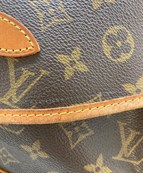 LOUIS VUITTON（ルイ ヴィトン）LOUIS VUITTON (ルイ ヴィトン) ショルダーバッグ ブラウンの古着・服飾アイテム
