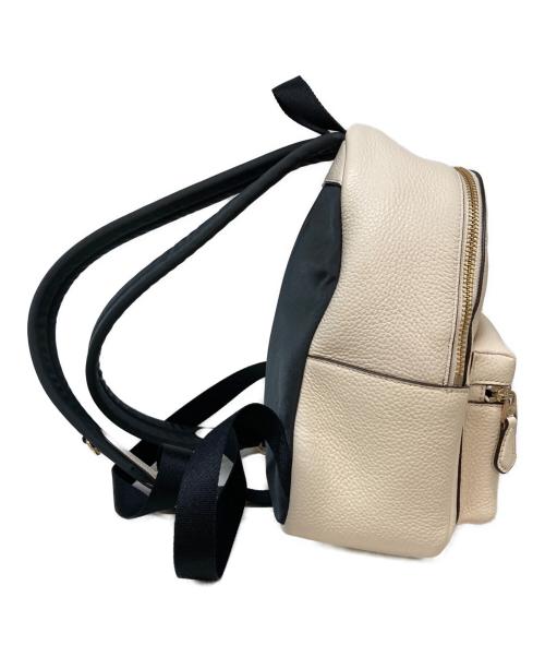 COACH（コーチ）COACH (コーチ) チャーリー ペブルドレザー ミニ リュックサック ホワイトの古着・服飾アイテム
