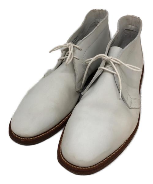 Tricker's（トリッカーズ）Tricker's (トリッカーズ) チャッカーブーツ アイボリー サイズ:SIZE 7 2/1の古着・服飾アイテム