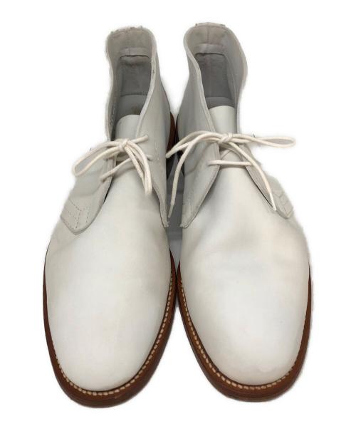 Tricker's（トリッカーズ）Tricker's (トリッカーズ) チャッカーブーツ アイボリー サイズ:SIZE 7 2/1の古着・服飾アイテム