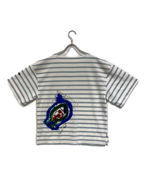 HERALBONY（ヘラルボニー）HERALBONY (ヘラルボニー) アートボーダーバスクT「タイトル不明」 ブルー×ホワイト サイズ:SIZE Sの古着・服飾アイテム