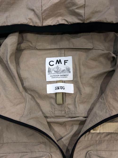 CMF OUTDOOR GARMENT（コンフィーアウトドアガーメント）CMF OUTDOOR GARMENT (コンフィーアウトドアガーメント) SNUG EXCLUSIVE FISHING JK ベージュ サイズ:SIZE XLの古着・服飾アイテム