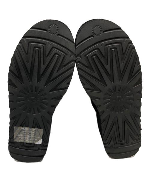 UGG（アグ）UGG (アグ) Classic Mini Platform ブラック サイズ:SIZE 26cmの古着・服飾アイテム