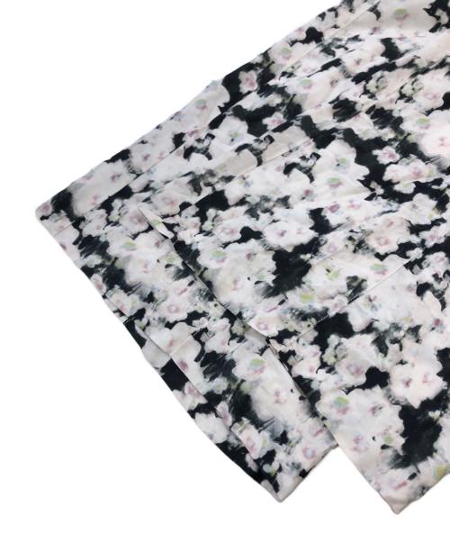 TOGA PULLA（トーガ プルラ）TOGA PULLA (トーガ プルラ) RAYON PRINT SKIRT PANTS ピンク×ブラック サイズ:SIZE 40の古着・服飾アイテム