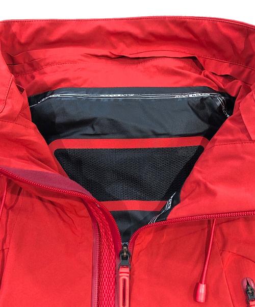 DESCENTE ALLTERRAIN（デザイント オルテライン）Descente ALLTERRAIN (デザイント オルテライン) ACTIVE SHELL JACKET レッド サイズ:SIZE Lの古着・服飾アイテム