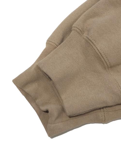 SUPREME（シュプリーム）Supreme (シュプリーム) Small Box Crewneck ベージュ サイズ:SIZE Mの古着・服飾アイテム