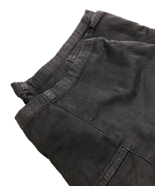 DIESEL（ディーゼル）DIESEL (ディーゼル) D-KROOLEY-CARGO-SHORT JOGG ブラック サイズ:SIZE 32の古着・服飾アイテム