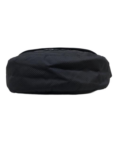 SUPREME（シュプリーム）Supreme (シュプリーム) Small Messenger Bag ブラックの古着・服飾アイテム