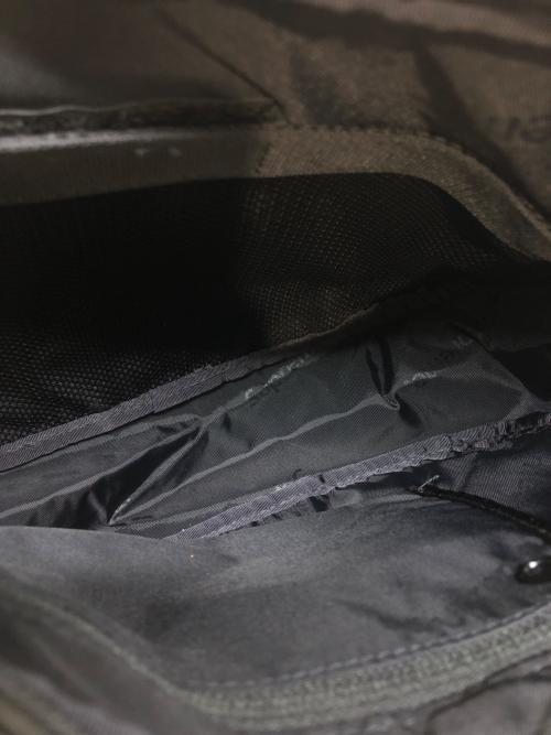 SUPREME（シュプリーム）Supreme (シュプリーム) Small Messenger Bag ブラックの古着・服飾アイテム