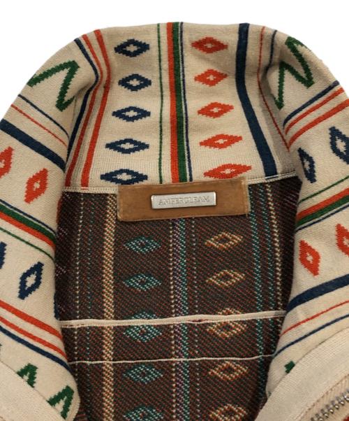 AMBERGLEAM（アンバーグリーム）AMBERGLEAM (アンバーグリーム) acquard Knit Drivers Jacket ベージュ サイズ:SIZE Mの古着・服飾アイテム