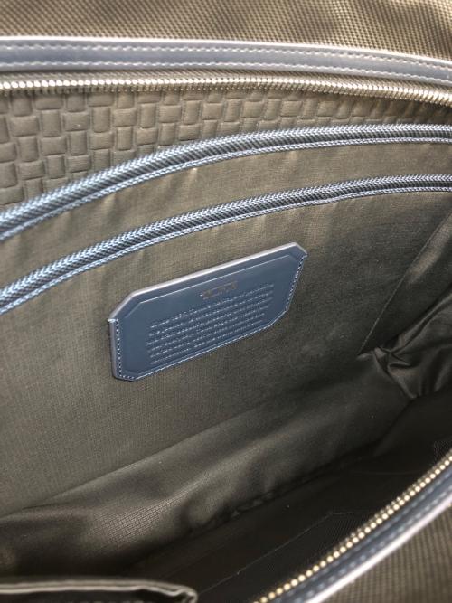 TUMI（トゥミ）TUMI (トゥミ) JARVIS イースト・ウエスト・トート ブラックの古着・服飾アイテム