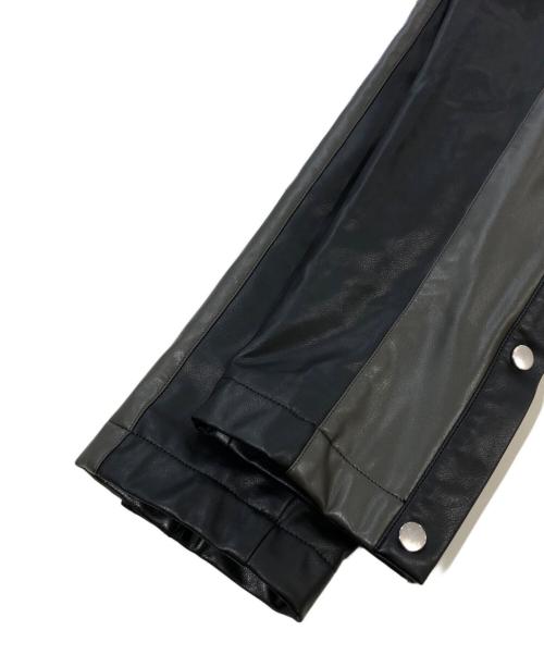 CVTVLIST（カタリスト）CVTVLIST (カタリスト) LEATHER SIDESNAP PANTS ブラック サイズ:SIZE 1の古着・服飾アイテム