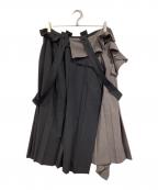 yohji yamamoto+noirヨウジヤマモトプリュスノアール）の古着「アシメプリーツスカートサロペット」｜グレー×ブラック