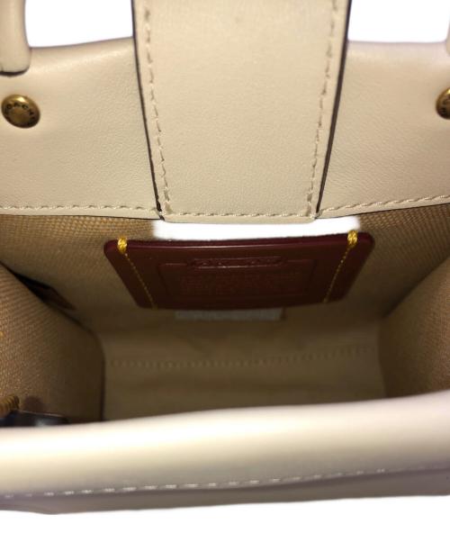 COACH（コーチ）COACH (コーチ) 2WAYショルダーバッグ アイボリーの古着・服飾アイテム