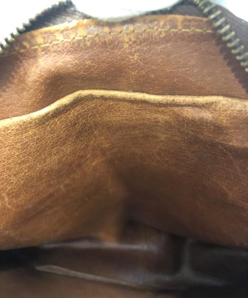 LOUIS VUITTON（ルイ ヴィトン）LOUIS VUITTON (ルイ ヴィトン) ショルダーバッグ ブラウンの古着・服飾アイテム