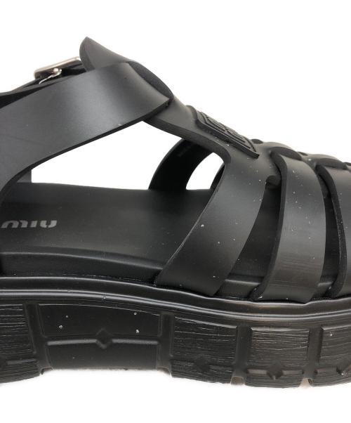 MIU MIU（ミュウミュウ）MIU MIU (ミュウミュウ) ラバーフィッシャーマンサンダル ブラック サイズ:SIZE 39の古着・服飾アイテム