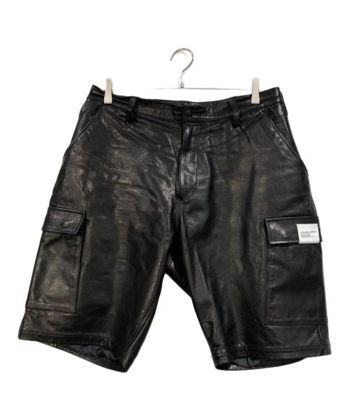 NEIGHBORHOOD（ネイバーフッド）NEIGHBORHOOD (ネイバーフッド) LEATHER CARGO SHORT PANTS ブラック サイズ:SIZE Lの古着・服飾アイテム