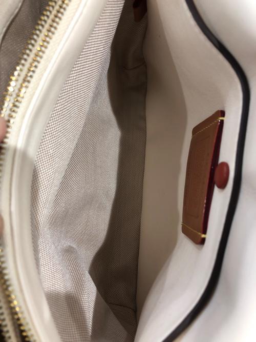 COACH（コーチ）COACH (コーチ) タイムズ スクエア タビー ショルダー バッグ・キルティング ショルダーバッグ ベージュの古着・服飾アイテム