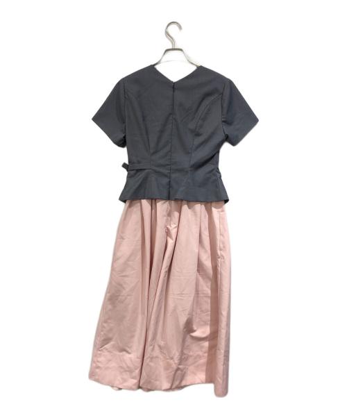 HER LIP TO（ハーリップトゥ）Her lip to (ハーリップトゥ) Asymmetrical Belted Docking Dress グレー サイズ:SIZE Sの古着・服飾アイテム