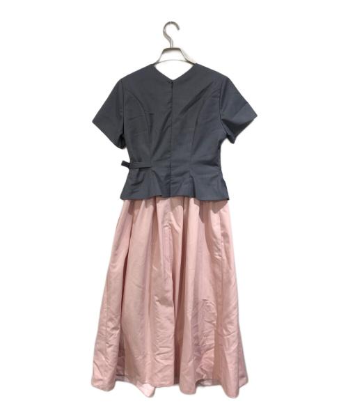 HER LIP TO（ハーリップトゥ）Her lip to (ハーリップトゥ) Asymmetrical Belted Docking Dress グレー サイズ:SIZE Mの古着・服飾アイテム