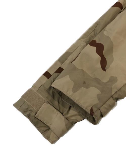 US ARMY（ユーエスアーミー）US ARMY (ユーエスアーミー) DESERT CAMO ECWCS PARKA ベージュ×ブラウン サイズ:SIZE Mの古着・服飾アイテム