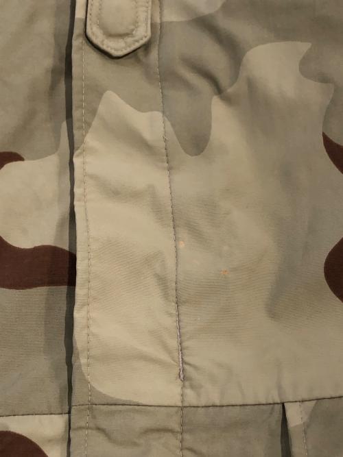 US ARMY（ユーエスアーミー）US ARMY (ユーエスアーミー) DESERT CAMO ECWCS PARKA ベージュ×ブラウン サイズ:SIZE Mの古着・服飾アイテム