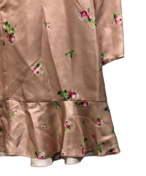 RED VALENTINO（レッドヴァレンティノ）RED VALENTINO (レッドヴァレンティノ) 花柄フリルワンピース ピンク サイズ:SIZE 38の古着・服飾アイテム