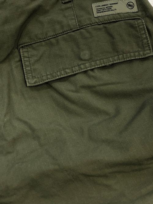 NEIGHBORHOOD（ネイバーフッド）NEIGHBORHOOD (ネイバーフッド) WIDE CARGO PANTS グリーン サイズ:SIZE Mの古着・服飾アイテム