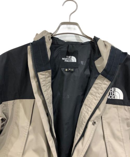 THE NORTH FACE（ザ ノース フェイス）THE NORTH FACE (ザ ノース フェイス) Mountain Light Jacket / マウンテンライトジャケット ベージュ×ブラック サイズ:Ｍの古着・服飾アイテム