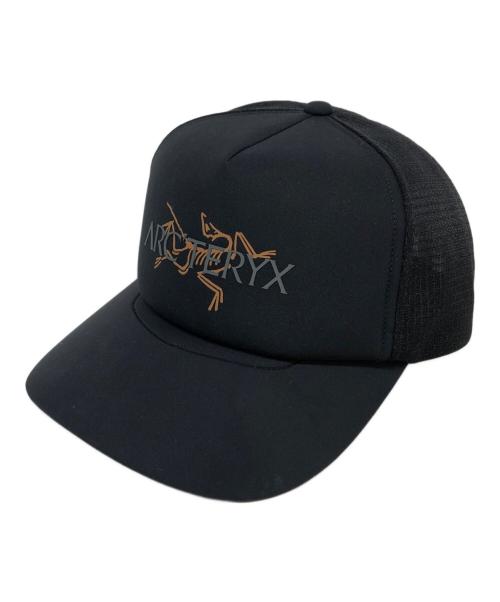 ARC'TERYX（アークテリクス）ARC'TERYX (アークテリクス) BIRD WORD TRUCKER HAT ブラック サイズ:SIZE Sの古着・服飾アイテム