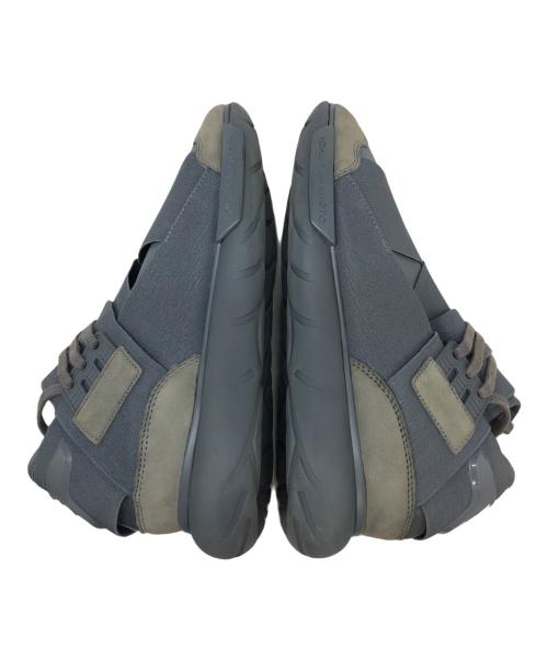Y-3（ワイスリー）Y-3 (ワイスリー) QASA HIGH グレー サイズ:SIZE 25.5cmの古着・服飾アイテム